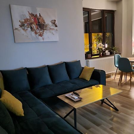 City Center Dream Apartment Timisoara Bilik gambar